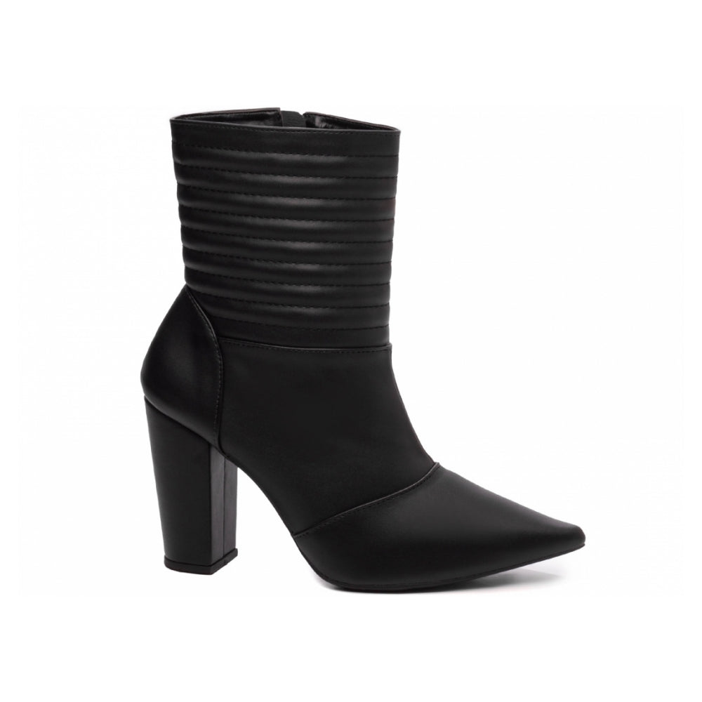Bota Feminina Bico Fino Napa Matelasse Preta