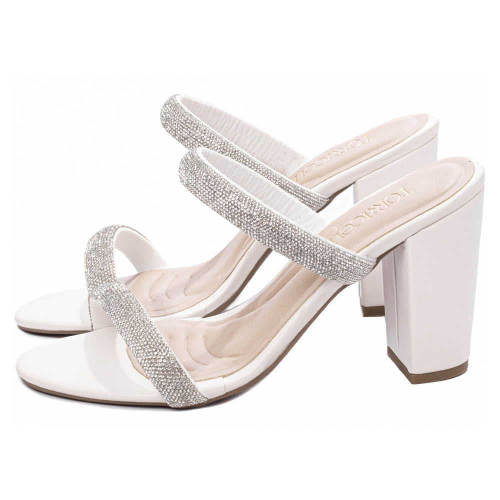 Tamanco em Napa Off White com Detalhes de Manta de Strass Prata