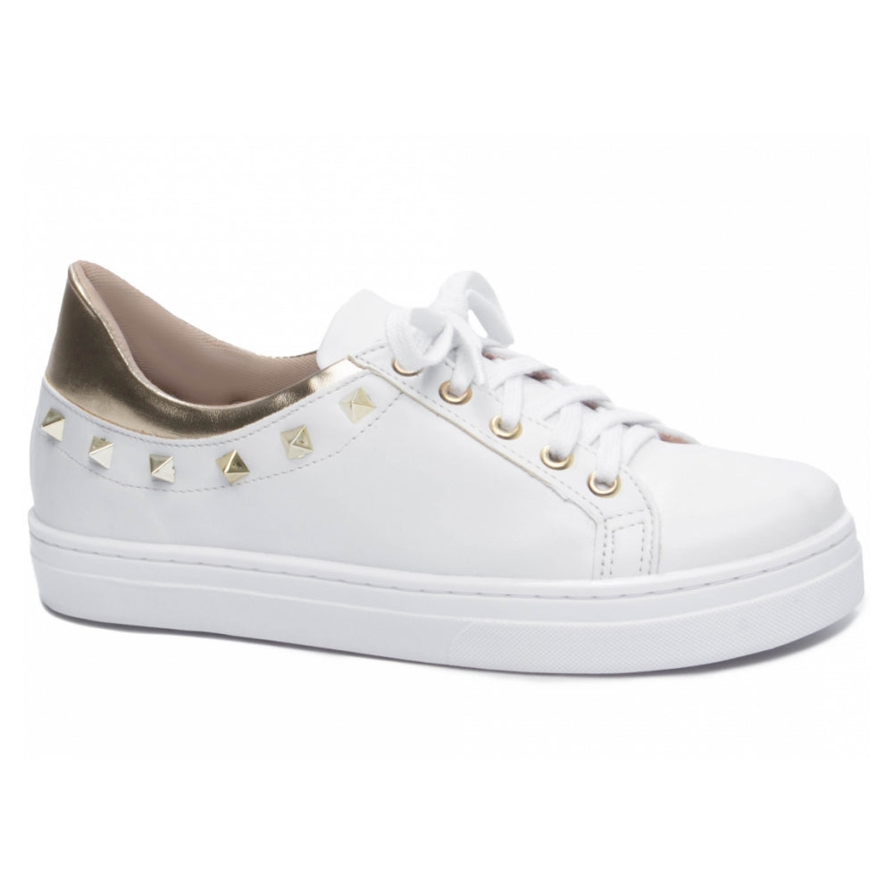 Tênis em Napa Branco com Spikes Dourado