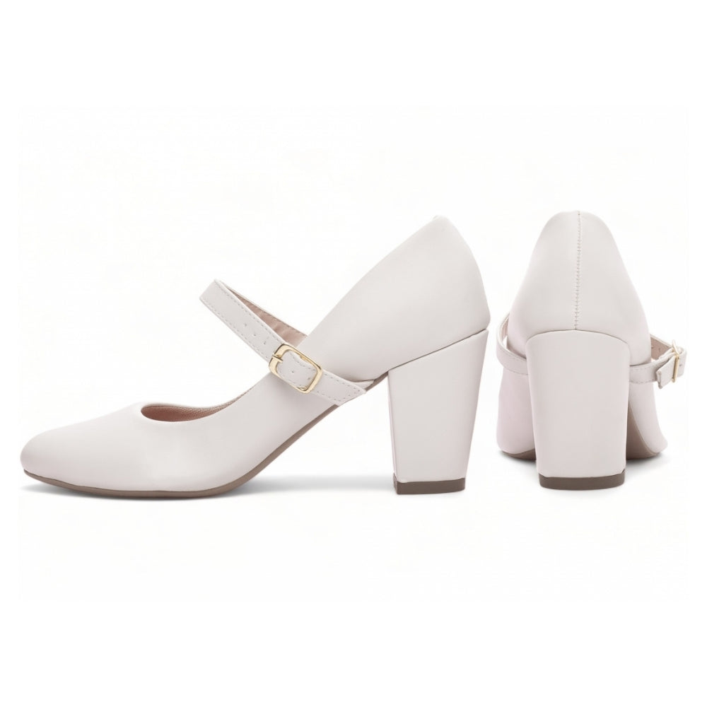 Scarpin Boneca em Napa Off White com Fivela Dourada