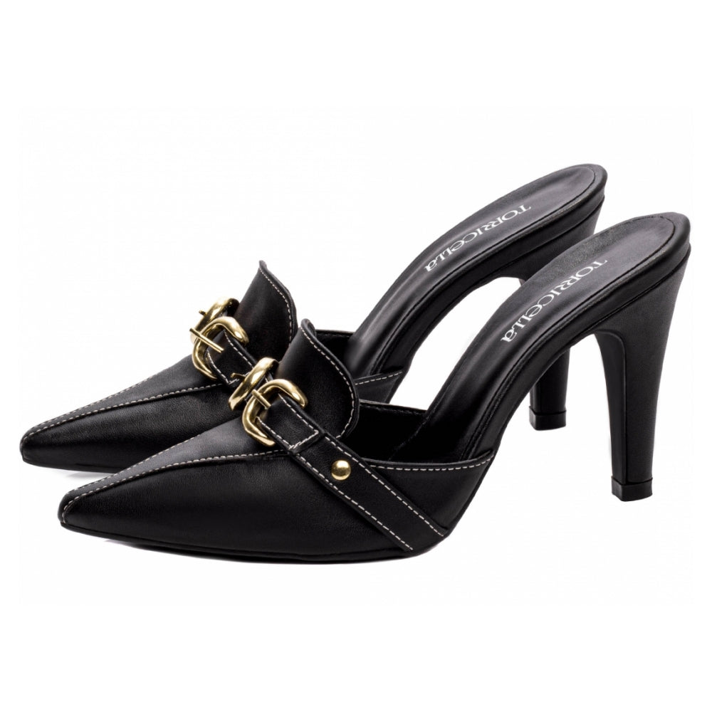 Scarpin Mule com Fivelas e Apliques em Napa Preto